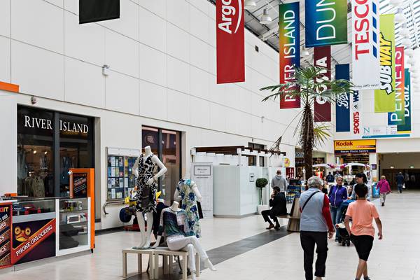 Investors pull out of two shopping centre purchases