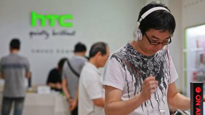 Tough times seen ahead for phone-maker HTC
