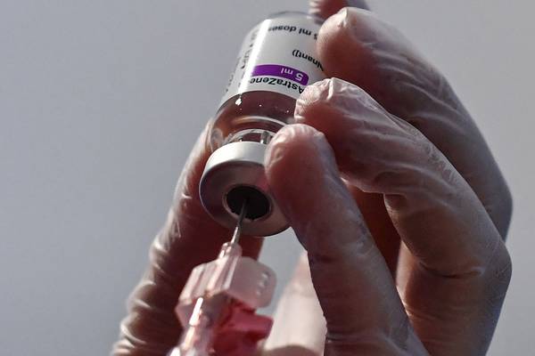 Covid-19: EU seeking to double its supply of Moderna vaccines