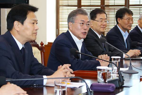 Moon Jae-in floats three-way summit with US and both Koreas