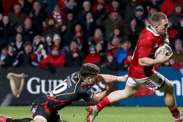 Munster destroy Dragons to keep ahead of the pack