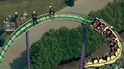 Dozens rescued from US rollercoaster after five hours