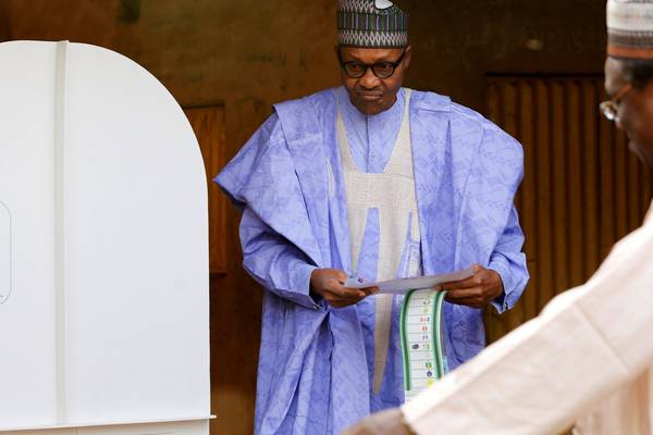Delayed Nigerian election goes ahead amid violence