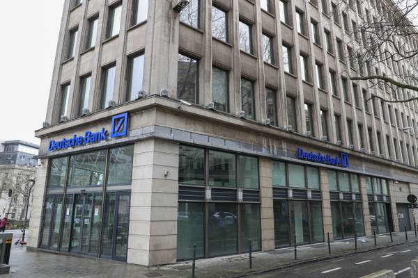 Deutsche Bank leads modest rebound for European banking stocks