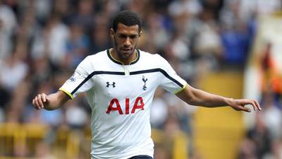 Watford announce signing of Etienne Capoue from Tottenham