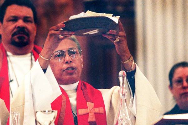 Barbara Harris obituary: First woman ordained an Anglican bishop