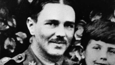 Last poet and chorus: Wilfred Owen's  cruelly-timed death, 100 years ago