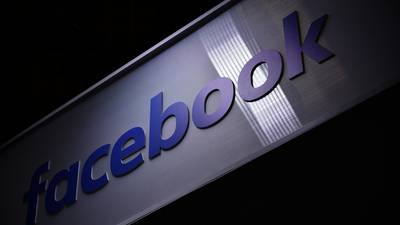 German antitrust regulator probes linking of Oculus with Facebook network