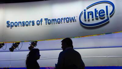 Intel gives lukewarm forecast for first-quarter revenue