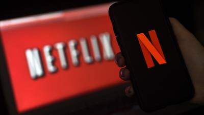 Netflix misses subscriber target and offers weak forecast