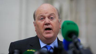 Noonan to meet banks to discuss standard variable mortgage rates