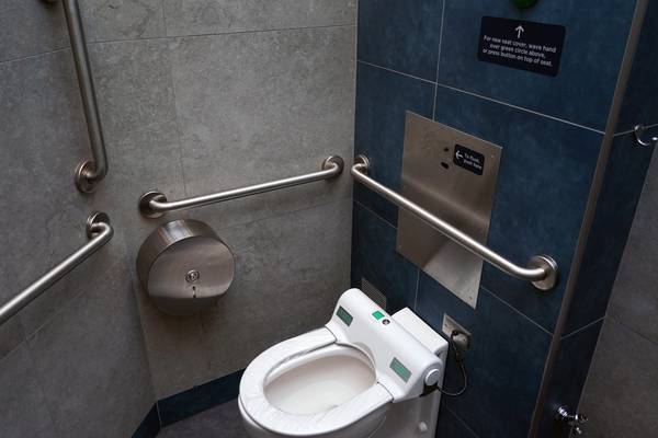 How do I use a public toilet and avoid Covid-19?