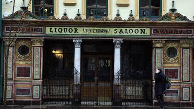 Belfast’s Crown Bar closes after tenants miss last orders for liquor licence