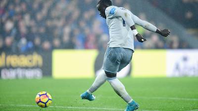 Everton striker Oumar Niasse has been charged with diving