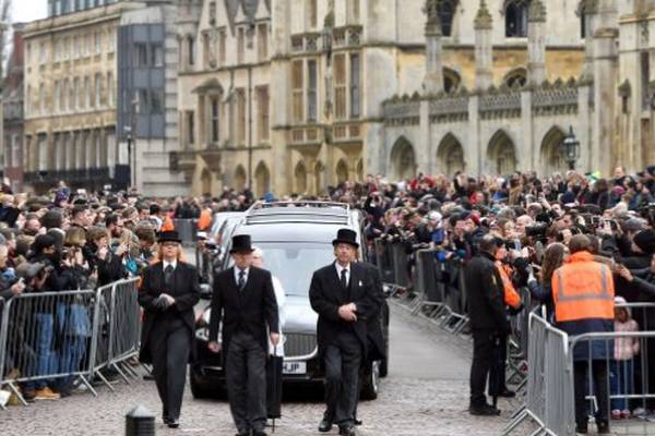 Mourners line streets for Stephen Hawking funeral