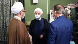 Coronavirus: Iran makes wearing masks compulsory