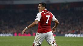 Tony Pulis calls out Arsenal's Alexis Sanchez for ‘cheating’