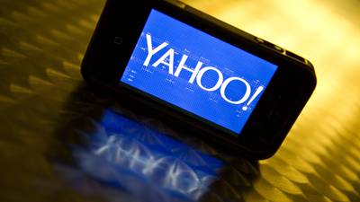 Yahoo profit beats Wall Street as analysts fret over effect of hack