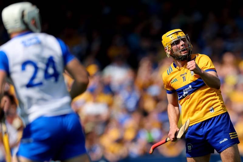 Clare make hard work of it to finally come out ahead against heartbroken Waterford