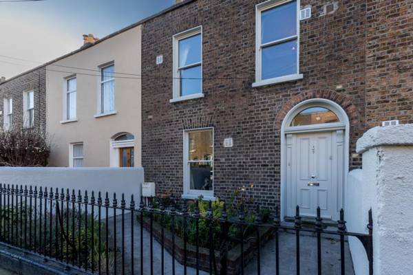 Mountpleasant Avenue home with restored Georgian details for €1.25m