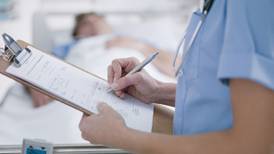 Pay rises of over 3% for senior nurses proposed by expert group