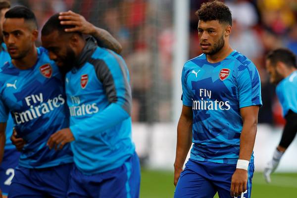 Chelsea agree Alex Oxlade-Chamberlain fee with Arsenal