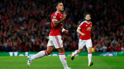 Stunning Depay double and Fellaini give United upper hand