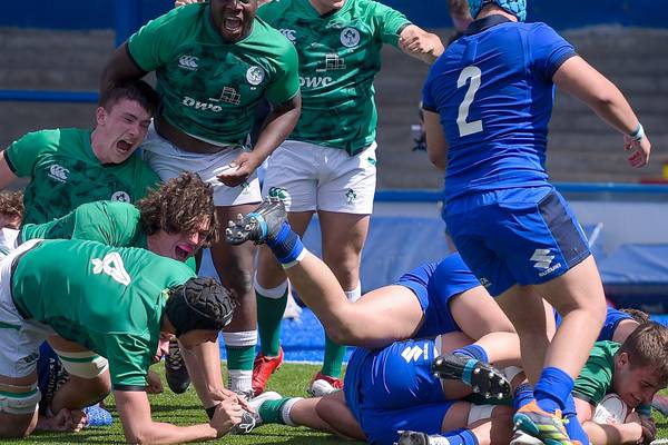 Scrappy Ireland do enough to hold off Italian challenge in Cardiff