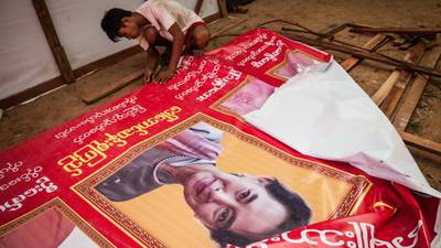 Burma’s president says  army will respect election result