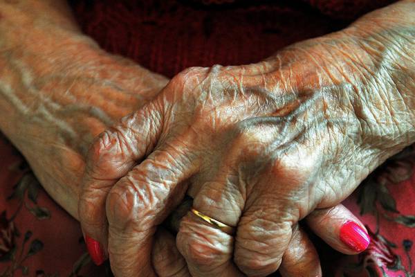 Gender inequalities persist into old age, study finds