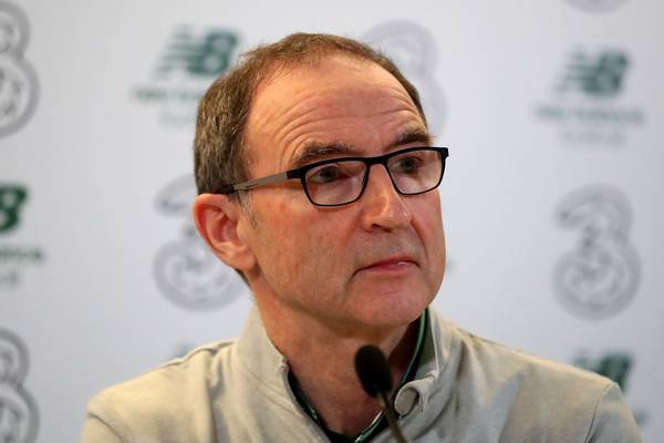 Martin O’Neill signs two-year extension to Ireland deal