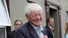 Taoiseach leads tributes to ‘giant of broadcasting’ Mike Burns