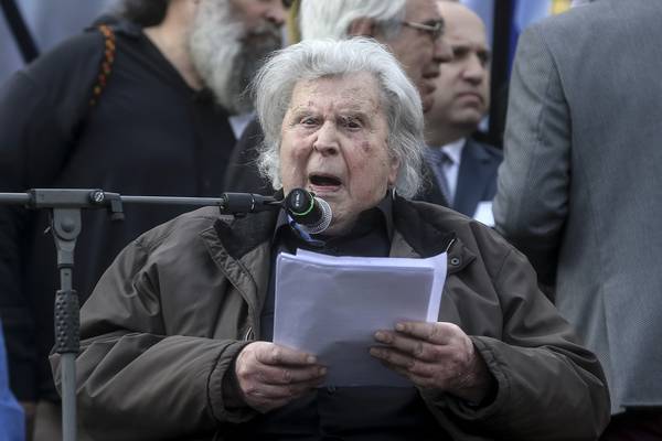 Voice of dissent a remote echo after death of heroic Greek artist