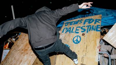 Violence erupts in LA as counter-demonstrators attack pro-Palestinian encampment