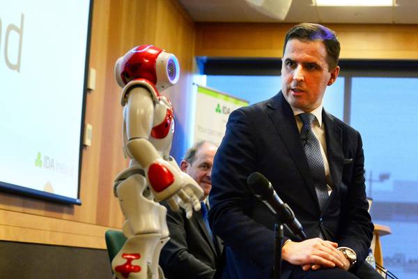 Robot at IDA briefing could not distract from threats ahead