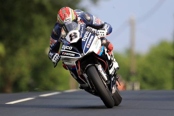 Isle of Man TT rider Dan Kneen dies following crash