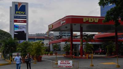 Iranian petrol tanker arrives in Venezuela in defiance of US