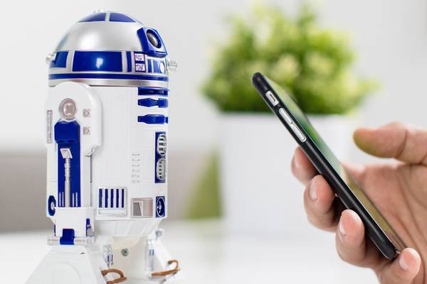 Sphero releases app-enabled R2-D2 droid for Christmas