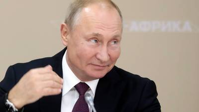 Vladimir Putin ‘still uses obsolete Windows XP’ despite hacking risk