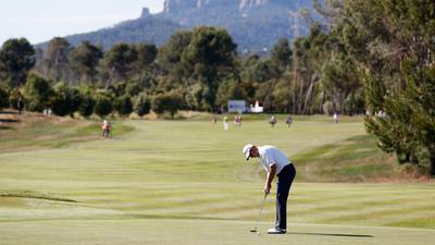 Michael Hoey’s title hopes fade in Spain after 75