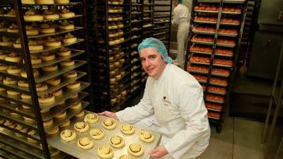 Brexit: Irish bakeries turn from Britain and look to EU and NI
