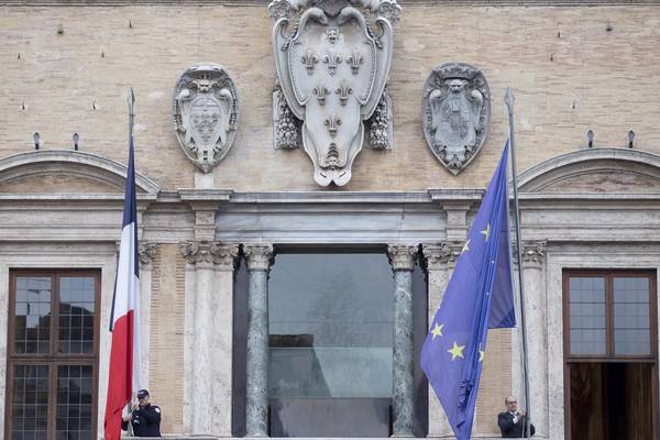 France recalls Rome ambassador after minister met ‘yellow vest’ leaders