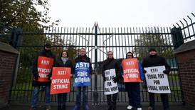 Pay freezes for 10,000 teachers   if ASTI rejects ‘final’  offer