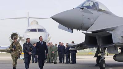 Cameron  announces rapid strike forces  in new defence plan
