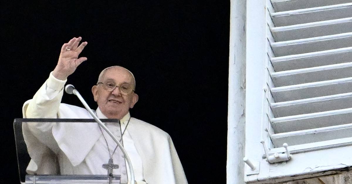 Зеленский назвал призыв Папы к переговорам «белым флагом» «виртуальным посредничеством» — The Irish Times