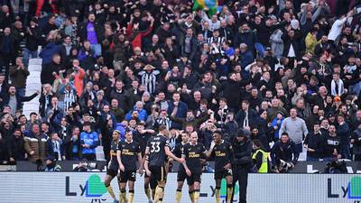 Newcastle secure point in ill-tempered West Ham trip