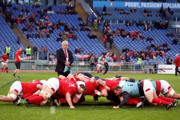 Gatland and Jones: two coaching giants prepare to lock horns