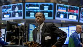 Market rally loses pace on economic reports