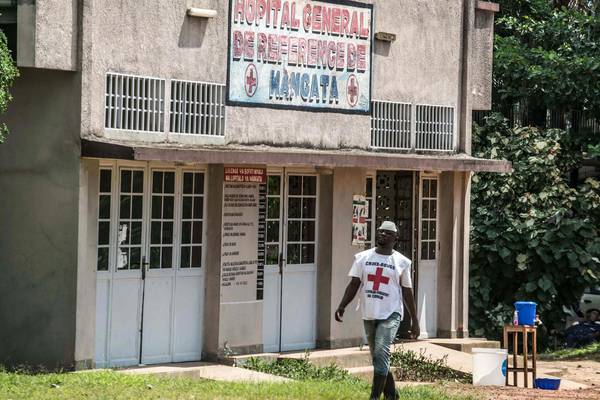Three Ebola patients slip out of DR Congo hospital