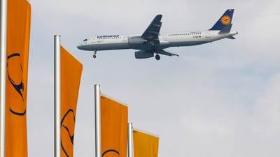 Lufthansa to buy 102 Airbus planes